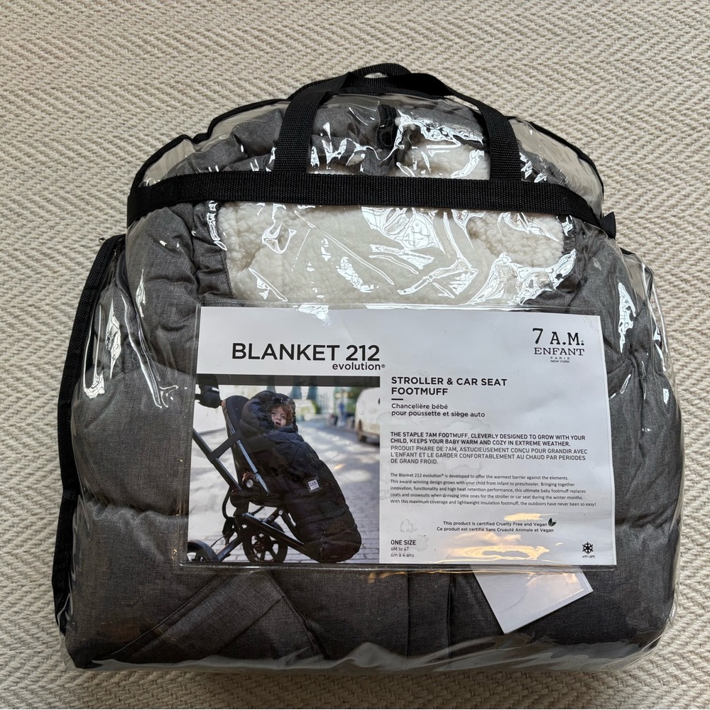 NWT 7 A.M. Enfant 212 Evolution - Stroller & Car seat Footmuff in Grey/Cloud